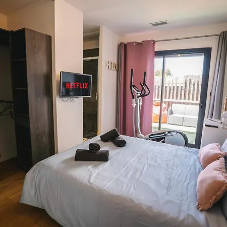 Вилла Maison Climatisee Patio Et Piscine Calme & Confort Вильдень